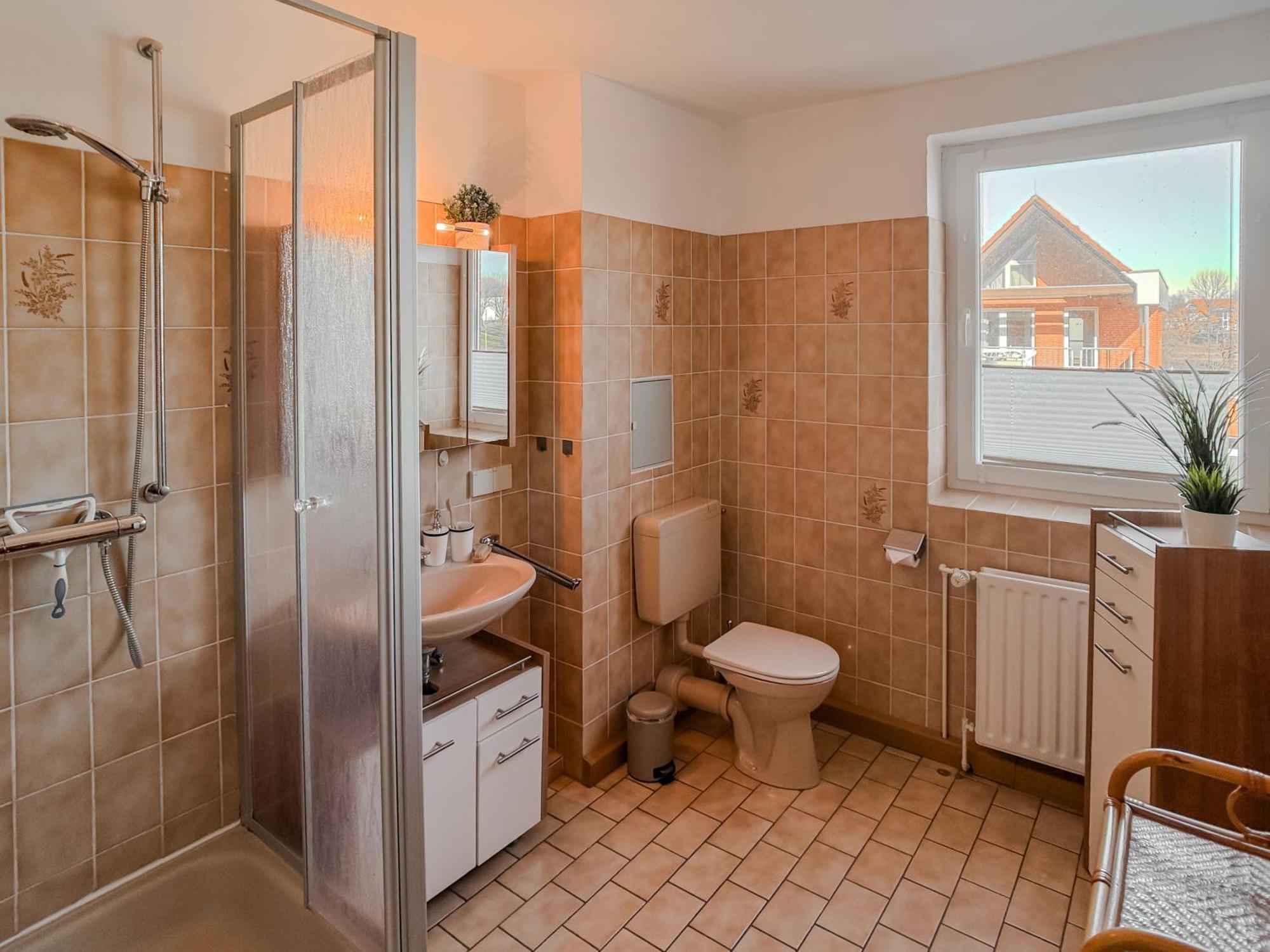 Fewo Jadekieker Mit Balkon - Horumersiel Bagian luar foto